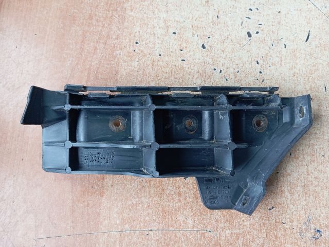 bontott SEAT IBIZA III Bal első Lökhárító Tartó (Műanyag)