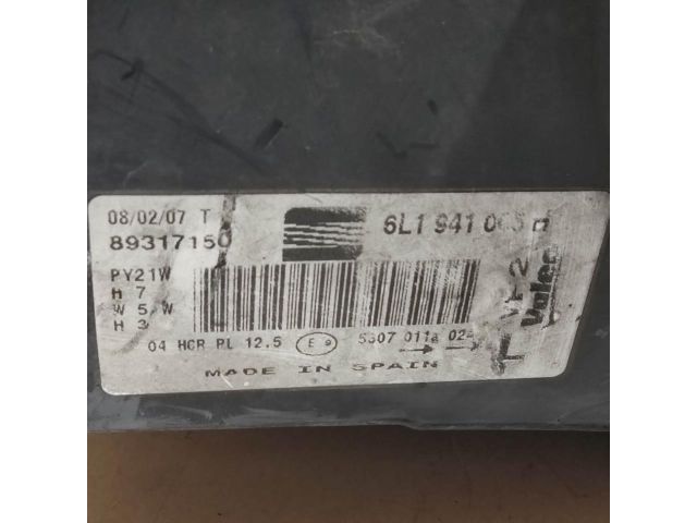 bontott SEAT IBIZA III Bal Fényszóró