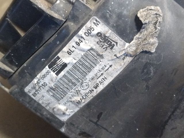 bontott SEAT IBIZA III Bal Fényszóró