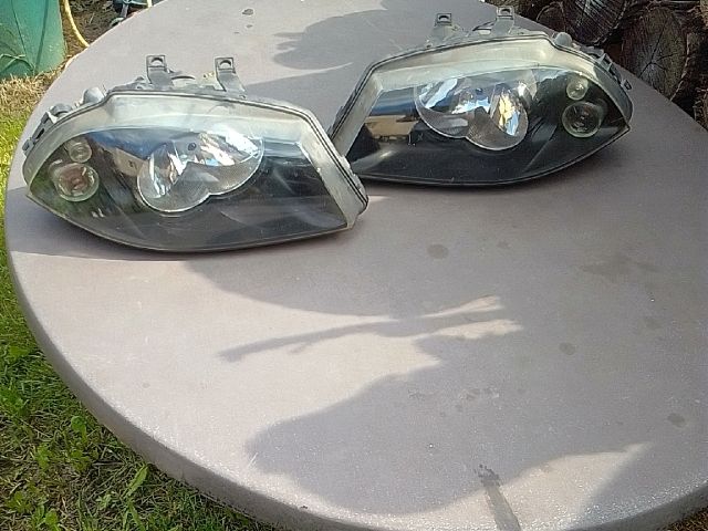 bontott SEAT IBIZA III Bal Fényszóró