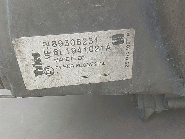 bontott SEAT IBIZA III Bal Fényszóró