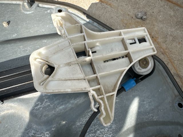 bontott SEAT IBIZA III Bal hátsó Ablakemelő Szerkezet (Mechanikus)