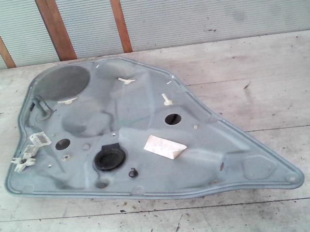 bontott SEAT IBIZA III Bal hátsó Ablakemelő Szerkezet (Mechanikus)