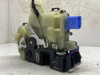 bontott SEAT IBIZA III Bal hátsó Ajtózár