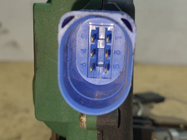 bontott SEAT IBIZA III Bal hátsó Ajtózár