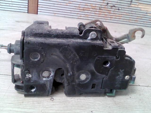 bontott SEAT IBIZA III Bal hátsó Ajtózár