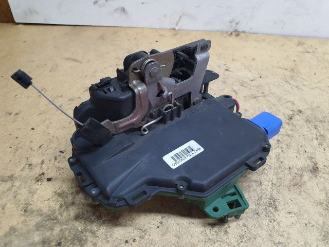 bontott SEAT IBIZA III Bal hátsó Ajtózár