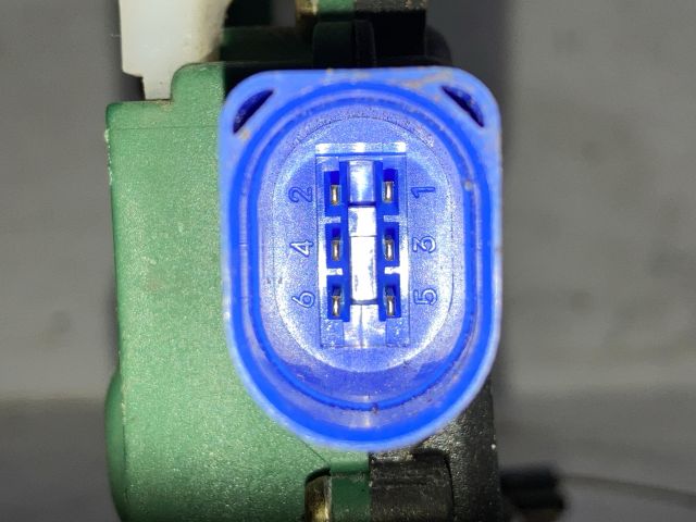 bontott SEAT IBIZA III Bal hátsó Ajtózár