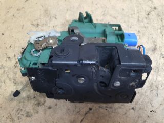 bontott SEAT IBIZA III Bal hátsó Ajtózár