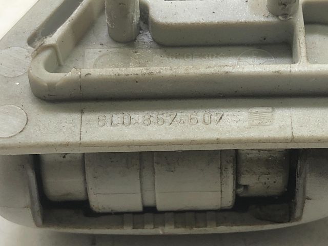 bontott SEAT IBIZA III Bal hátsó Kapaszkodó (Felső)