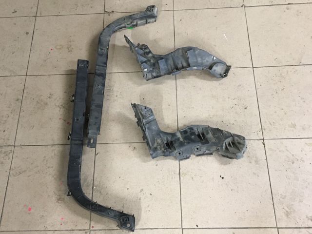 bontott SEAT IBIZA III Bal hátsó Lökhárító Tartó (Műanyag)