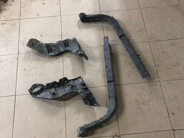 bontott SEAT IBIZA III Bal hátsó Lökhárító Tartó (Műanyag)