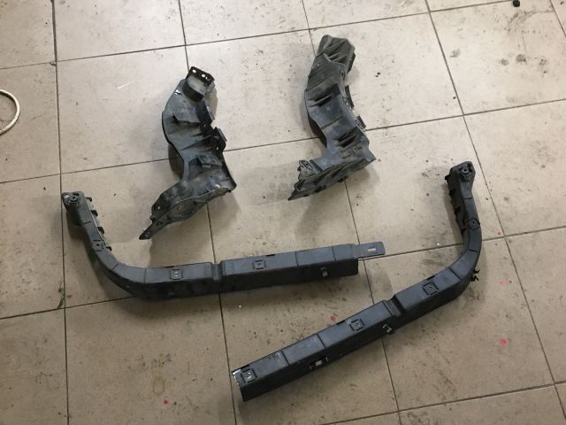 bontott SEAT IBIZA III Bal hátsó Lökhárító Tartó (Műanyag)