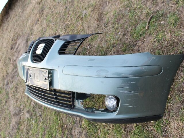 bontott SEAT IBIZA III Bal Ködfényszóró