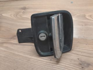 bontott SEAT IBIZA III Csomagtér Nyitó Kar / Gomb