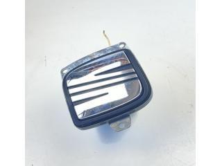 bontott SEAT IBIZA III Csomagtér Nyitó Kar / Gomb