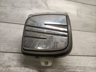 bontott SEAT IBIZA III Csomagtér Nyitó Kar / Gomb