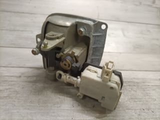 bontott SEAT IBIZA III Csomagtér Nyitó Kar / Gomb