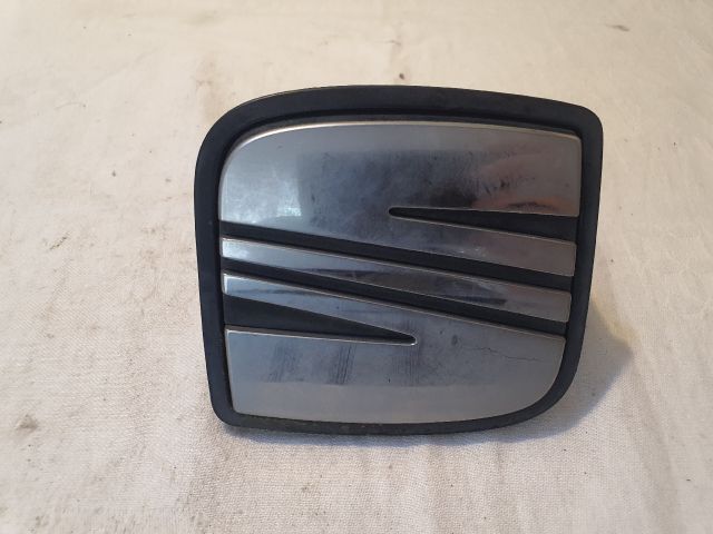 bontott SEAT IBIZA III Csomagtérajtó Kilincs