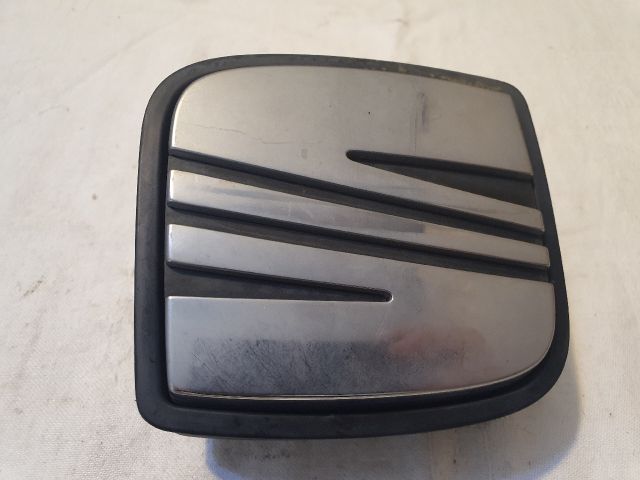 bontott SEAT IBIZA III Csomagtérajtó Kilincs