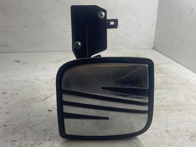 bontott SEAT IBIZA III Csomagtérajtó Kilincs