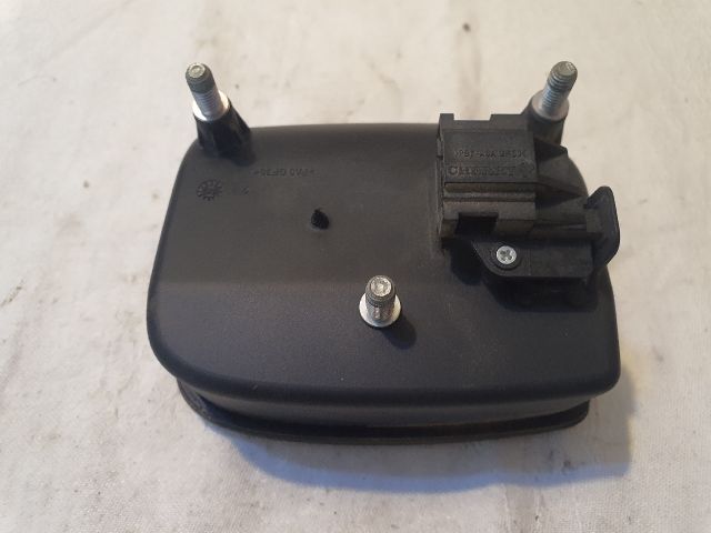 bontott SEAT IBIZA III Csomagtérajtó Kilincs