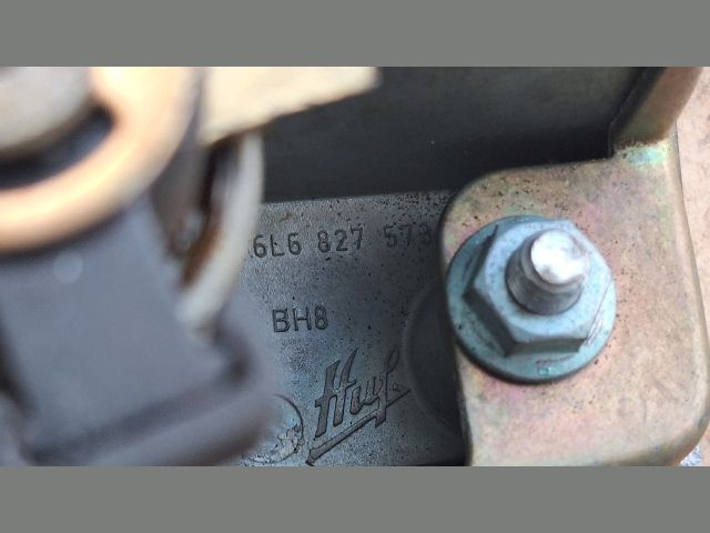 bontott SEAT IBIZA III Csomagtérajtó Kilincs