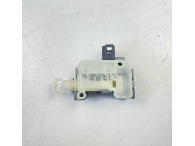 bontott SEAT IBIZA III Csomagtérajtó Motor