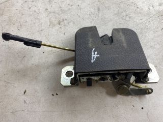 bontott SEAT IBIZA III Csomagtérajtó Zárszerkezet