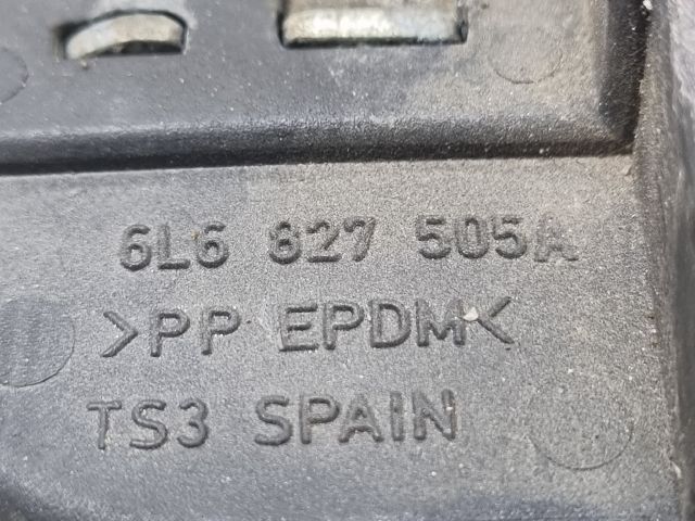 bontott SEAT IBIZA III Csomagtérajtó Zárszerkezet