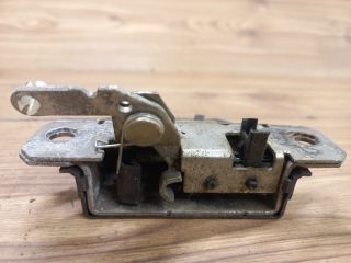 bontott SEAT IBIZA III Csomagtérajtó Zárszerkezet