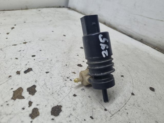 bontott SEAT IBIZA III Első Ablakmosó Szivattyú