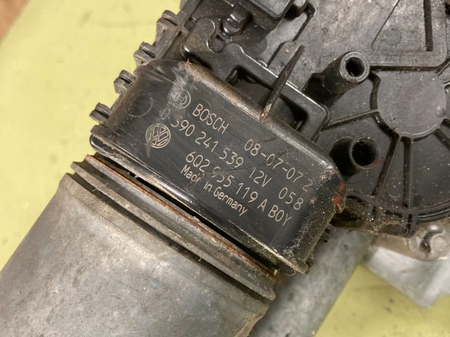 bontott SEAT IBIZA III Első Ablaktörlő Szerkezet Motorral