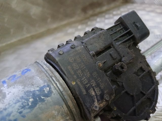 bontott SEAT IBIZA III Első Ablaktörlő Szerkezet Motorral