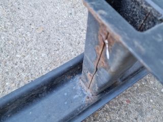 bontott SEAT IBIZA III Első Lökhárító Merevítő (Fém)