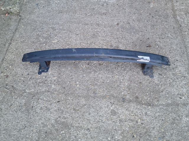 bontott SEAT IBIZA III Első Lökhárító Merevítő (Fém)