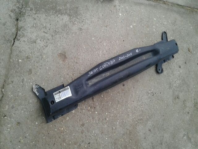 bontott SEAT IBIZA III Első Lökhárító Merevítő (Fém)