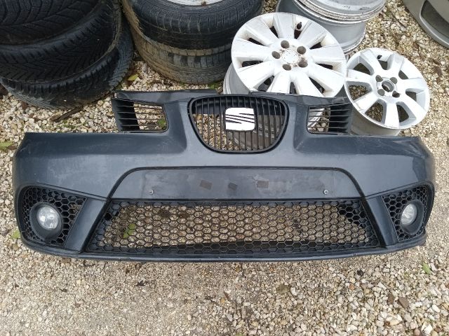 bontott SEAT IBIZA III Első Lökhárító (Részeivel)