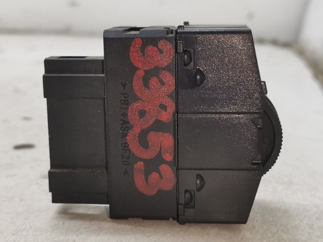 bontott SEAT IBIZA III Fényszórómagasság Állító Kapcsoló