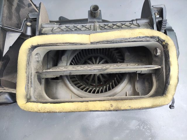 bontott SEAT IBIZA III Fűtés Box