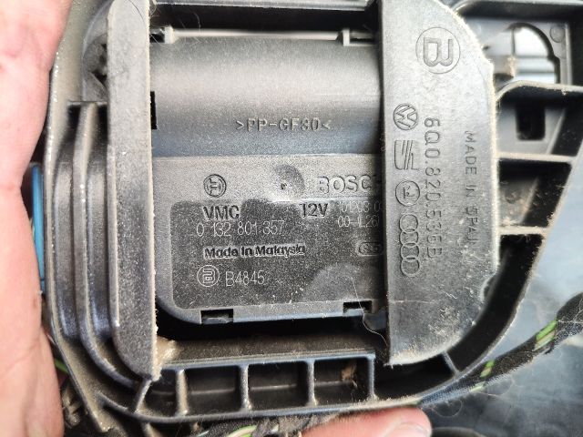 bontott SEAT IBIZA III Fűtés Box