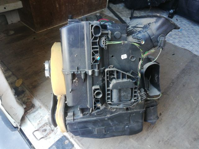 bontott SEAT IBIZA III Fűtés Box