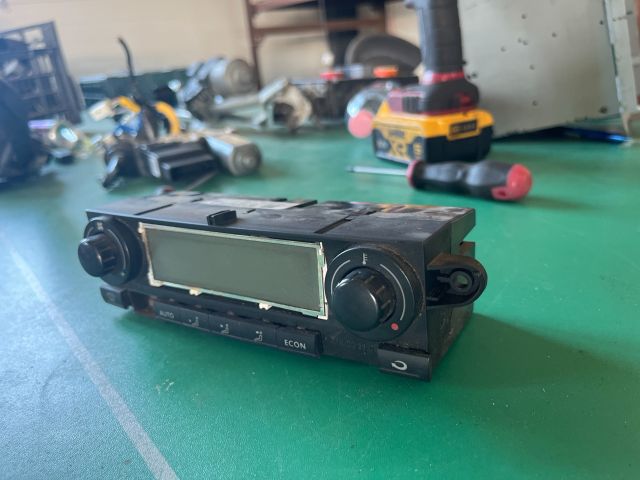 bontott SEAT IBIZA III Fűtéskapcsoló (digit klímás)