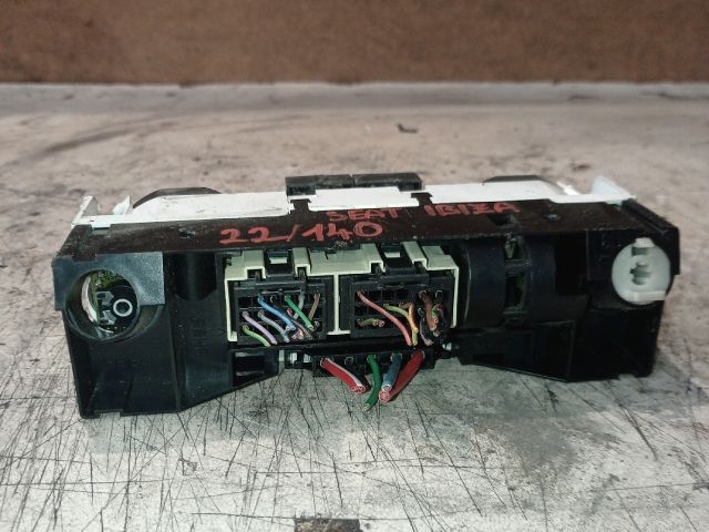 bontott SEAT IBIZA III Fűtéskapcsoló (manuális klímás)