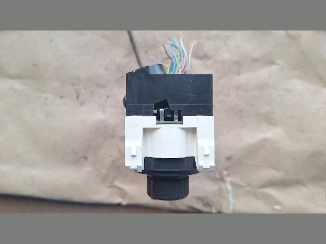 bontott SEAT IBIZA III Fűtéskapcsoló (manuális klímás)