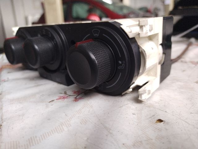 bontott SEAT IBIZA III Fűtéskapcsoló