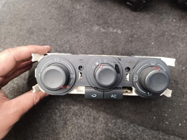 bontott SEAT IBIZA III Fűtéskapcsoló