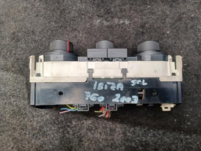 bontott SEAT IBIZA III Fűtéskapcsoló