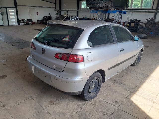 bontott SEAT IBIZA III Hátsó Rendszámtábla Világítás