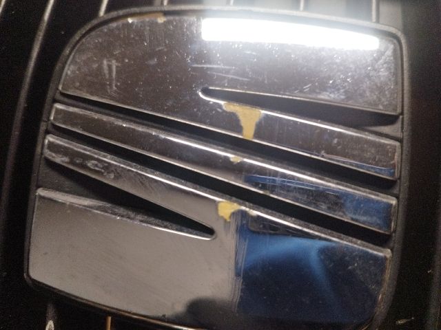 bontott SEAT IBIZA III Hűtőrács